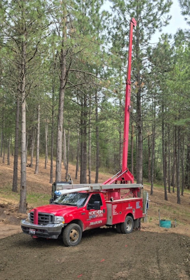 Northern Water and Power Well Truck red well pump truck